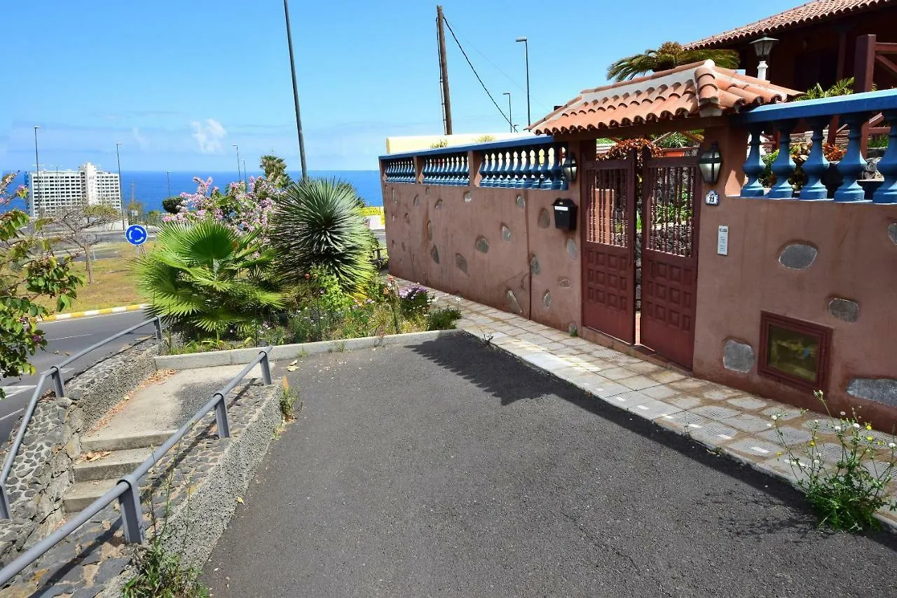 Alina - Vivienda vacacional con piscina privada Puerto de la Cruz  Сasa de vacaciones Puerto de la Cruz (Tenerife)